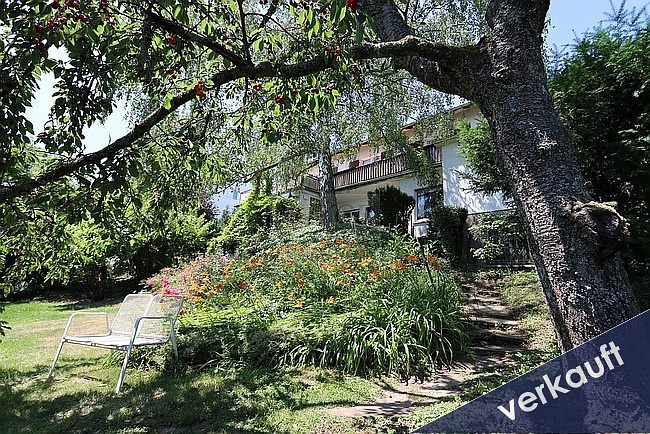 klick hier f�r weitere Bilder (modernisierungsbed�rftig, Fernblick in Wiesbaden)