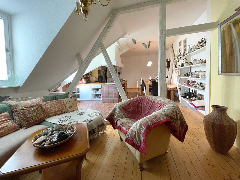 Expose 21006 Bilder Wohnungen aus Wiesbaden - Immobilienmakler Luxor Liegenschaften